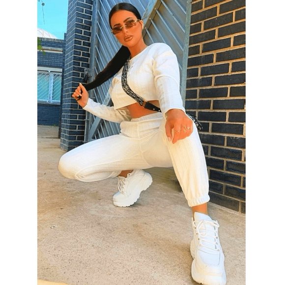 Quilted Long Sleeve Crop Top and Joggers Jogger Pants Two Piece Set - Picture 4 of 9